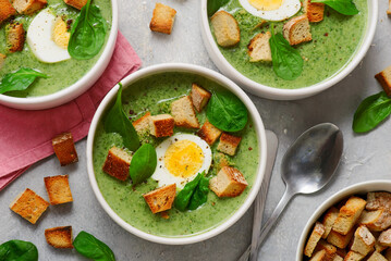 Finnish Spinach Soup Pinaattikeitto wit eggs . top veiw
