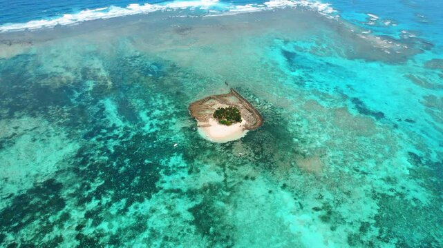 4K Aerial Drone Footage of Guyam Island in Siargao, Philippines &ndash; Tropical Sandbar, Clear Blue Water, and Palm Trees