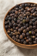 Organic Dry Raw Black Peppercorns