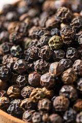 Organic Dry Raw Black Peppercorns