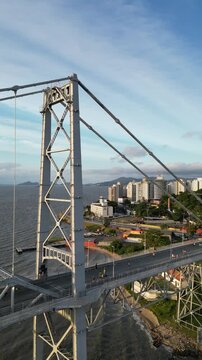 Ponte Herc&iacute;lio Luz Florian&oacute;polis Por do Sol