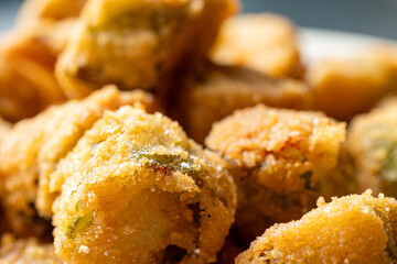 Close-up of fresh fried okra in bowl