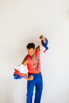 Naklejki Cuban man in traditional costume