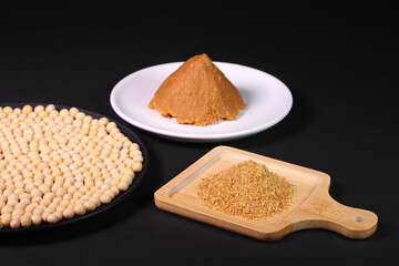 大豆と味噌と味噌パウダー
