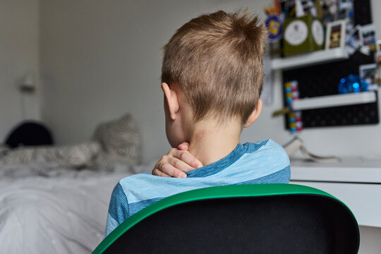 Little boy uses humidifier in his room to ease eczema