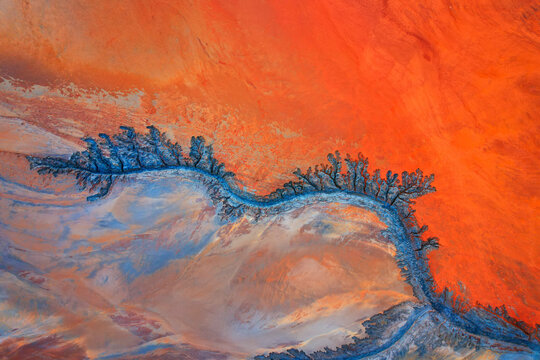 Abstract Fusion of Water and Minerals