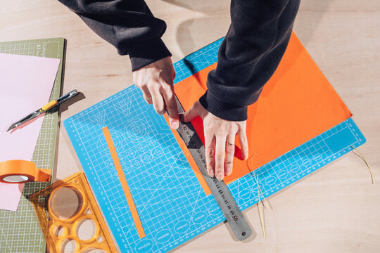 Cutting paper with scalpel