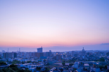 Fototapeta premium 大分市の夜明けと朝焼けの空