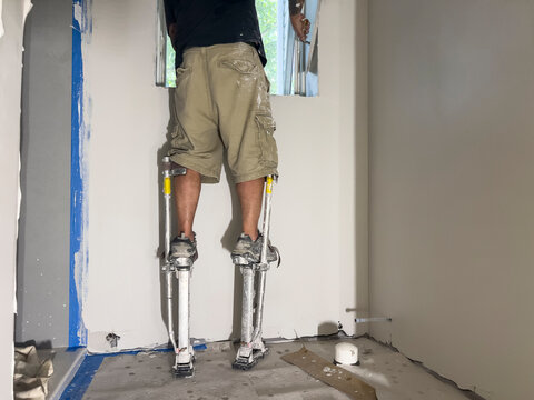 Drywall plaster Stilts for home Construction 