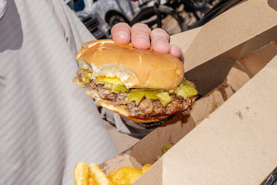 Green Chile Cheeseburger