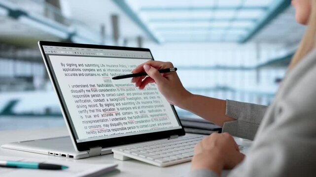 Script Proofread And Sentence Grammar Spell Check