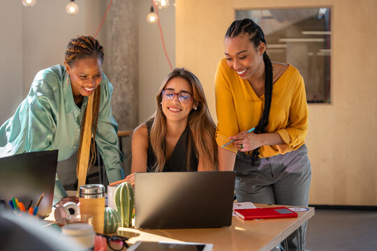 Collaborative work setting with diverse team