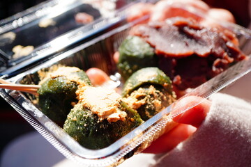 下町のお団子屋さんで購入した草餅