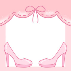 ピンクの靴とカーテン