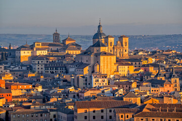 Obraz premium View of Toledo, Castila la Mancha, Spain, world heritage city with the Alcazar high above on a bright day
