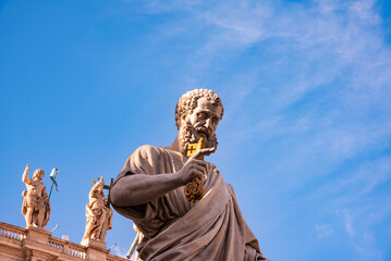 Fototapeta premium St.Peter statue in Vatican in Rome, Italy