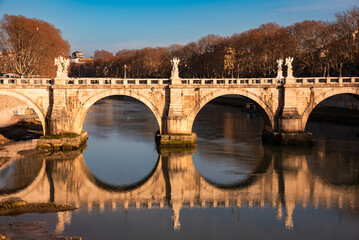 Obraz premium View of bridge in Rome city, Italy