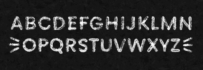 Obraz premium English alphabet, chalk font letters on school blackboard. White type drawn with paint brush on black chalkboard. Doodle font signs with crayon pencil texture on grunge background, vector illustration