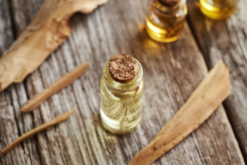 White sandalwood essential oil