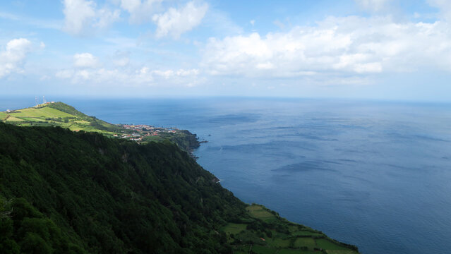 Miradouro da Caveira - in Vila Real, Flores Island, Azores. Located in the wonderful municipality of Lajes das Flores, this viewpoint amazes with its breathtaking view of the sea           