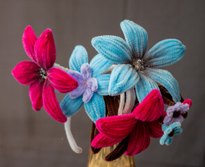 pipe cleaner red hibiscus flower bouquet