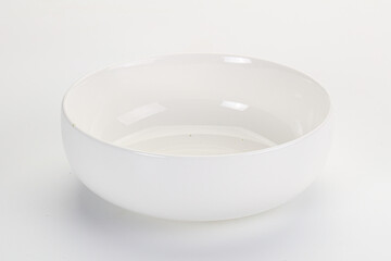 White ceramic empty bowl dishware