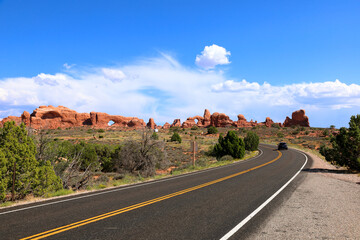 Driving through the amazing Landscape at Arches National Park, Utah