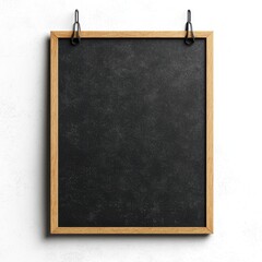 Obraz premium Blank Chalkboard Frame with Wooden Border for Creative Presentations