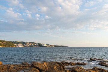 和歌山県白浜町の夕暮れの海岸風景