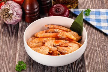 Steamed red prawn with spices