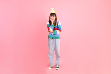 20s woman in winter clothes