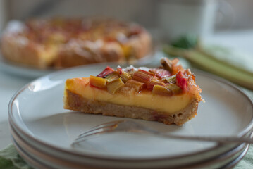 Delicious rhubarb pie with custard 