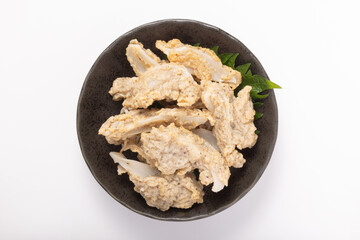 魚肉付き　やげん軟骨揚げ