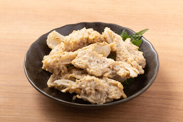 魚肉付き　やげん軟骨揚げ