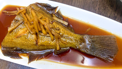 生姜香るカレイの煮付け