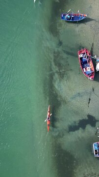 Caiaque Canal da Barra da Lagoa - Navengando