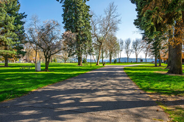 City Park at Spring, along the lake in downtown Coeur d'Alene, Idaho, USA.