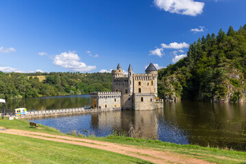 Obraz premium Water castle Chateau de la Roche, Auvergne-Rhone-Alpes, Loire department, France