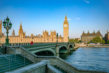 Experience the Iconic London View featuring the Houses of Parliament along with Big Ben