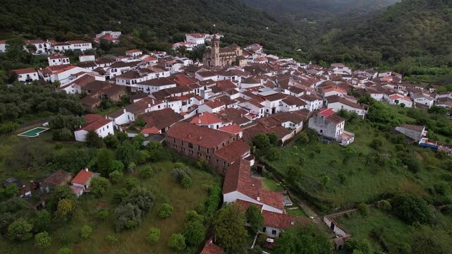 Linares de la Sierra, Huelva, a vista de dron