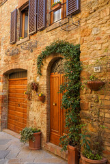 Naklejka premium old stone house door