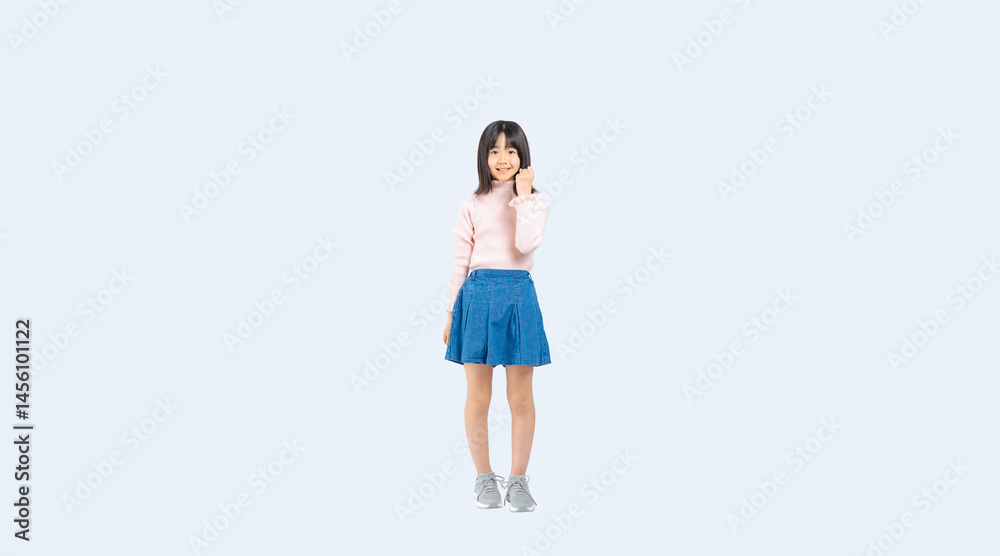 Aufkleber ガッツポーズする女の子の全身写真（切り抜き背景透過pngも販売しております。↓作成者リンクから「png」で検索してください）