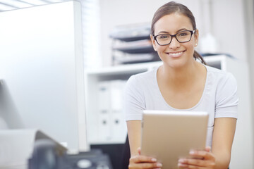 Business woman, portrait smile and tablet for reading digital report, email notification and...
