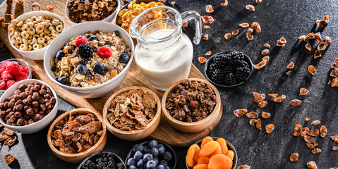 Breakfast cereal products and fresh fruits