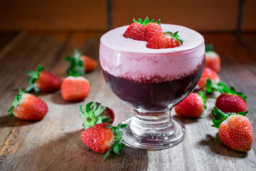 açaí with strawberry milk shake 