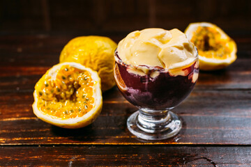 açaí with passion fruit