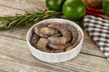 Raw peeled shrimp for cooking