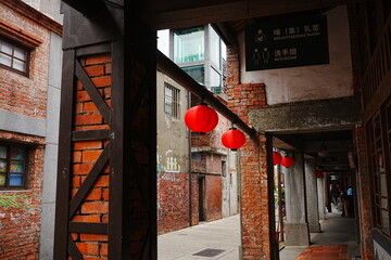 Obraz premium Bopiliao Historic Block in Taipei, Taiwan - 台湾 台北 剝皮寮歴史街区
