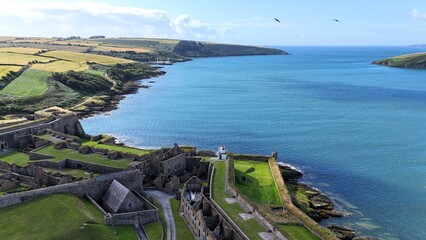 survol de la baie de Kinsale en Irlande près de Cork