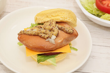 チキンバーガー